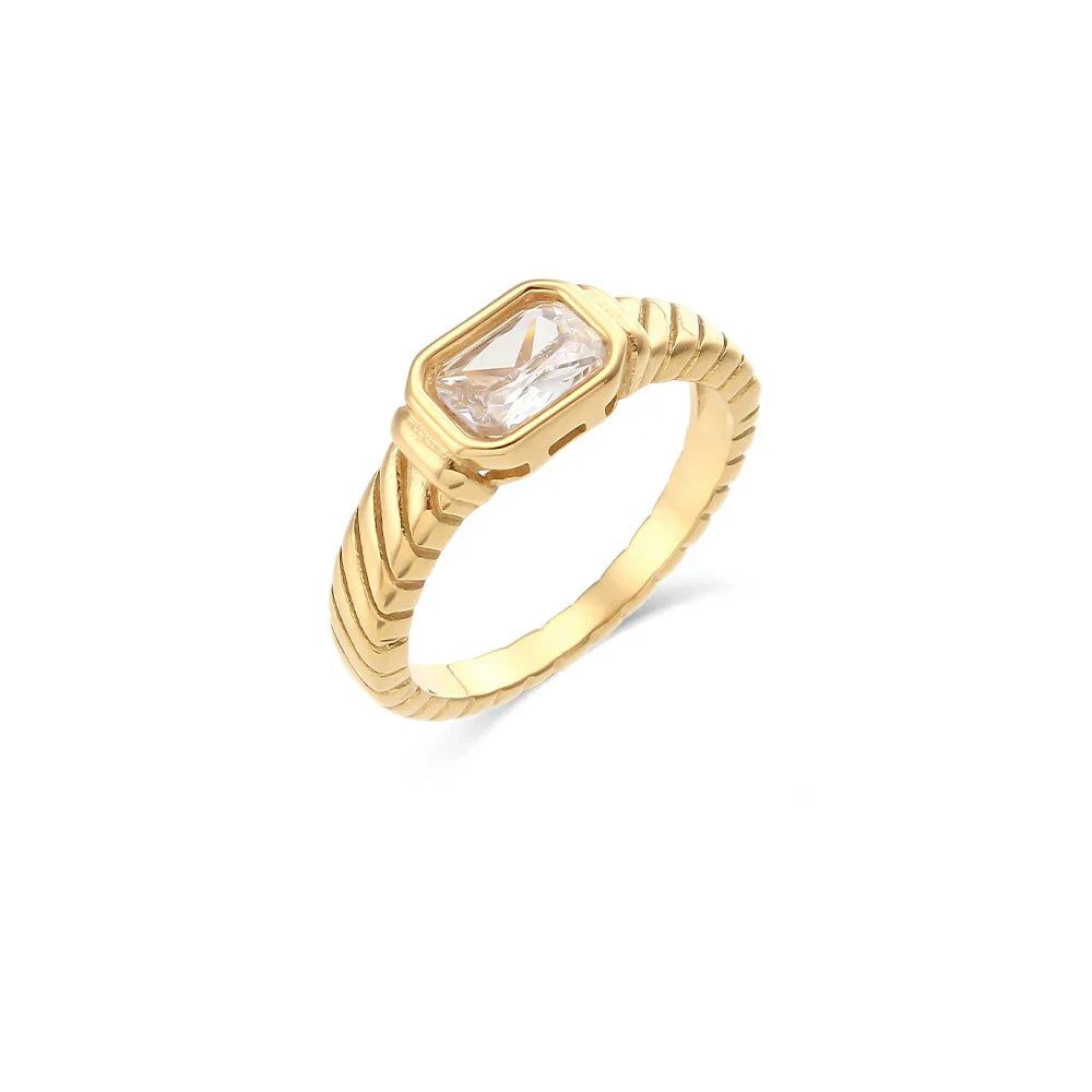 Feiner Zirkonring