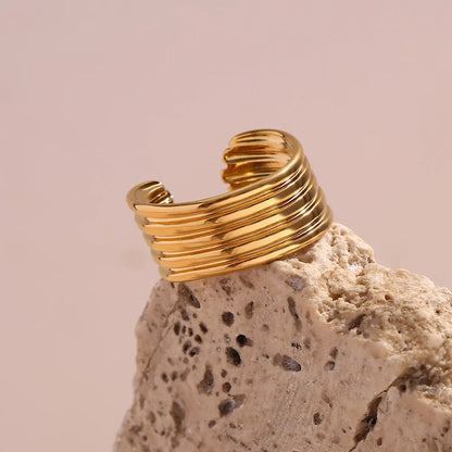 Ring Eleganz und Langlebigkeit