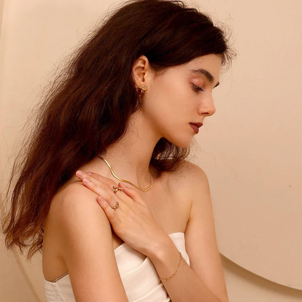 Ring Schleife, vergoldet